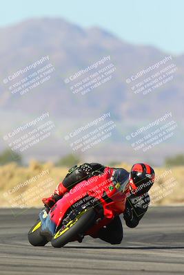 media/Dec-06-2024-CVMA Friday Practice (Fri) [[e1d1c5d4fc]]/4-Group 4 and Trackday/Session 4 (Turn 16)/